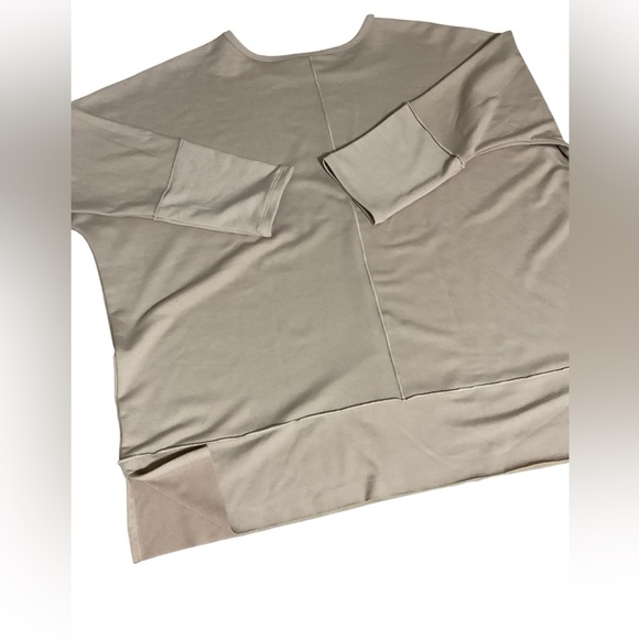 Spanx‎ P.L.T Dolman Long Sleeve Pullover Sweatshirt NWOT Taupe Size 1X - Picture 12 of 15